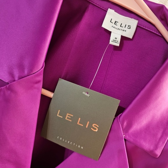 ‼️WOW‼️Lelis Crop Fuchsia color Blouse‼️ - Picture 3 of 8